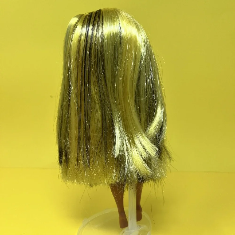 LOL Surprise OMG ALT GRRRL Doll MGA 2019 with Long Yellow Highlighted Hair 9in.